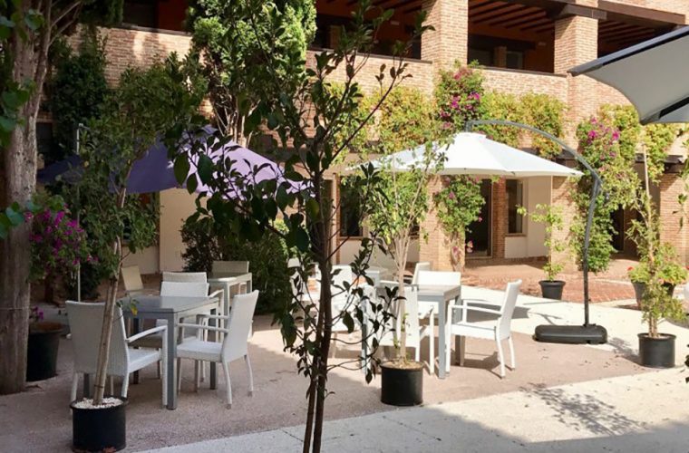 Mariposa Bar & Grill » Sotogrande Guide