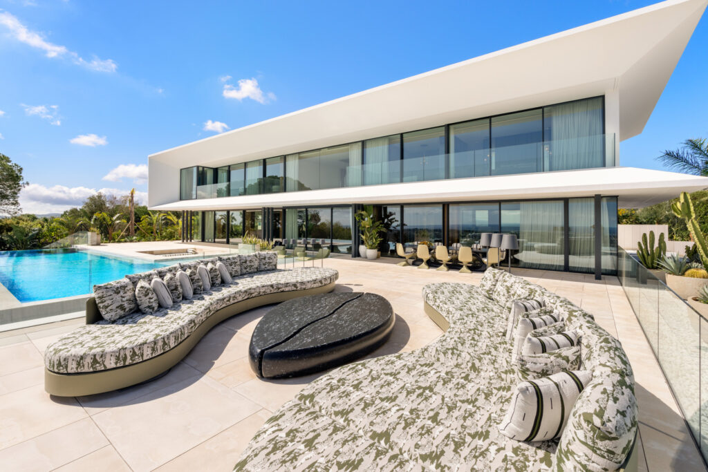 Contemporary Villa With Panoramic Sea And Golf Views In La Reserva