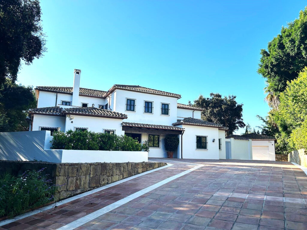 Traditional Spanish Villa On An Elevated Corner Plot