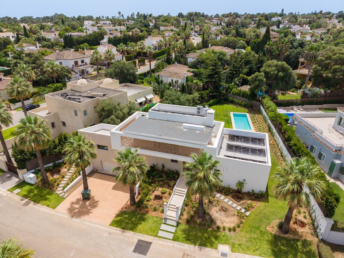 Contemporary Six-Bedroom Villa With A Lattice Façade In Sotogrande Costa